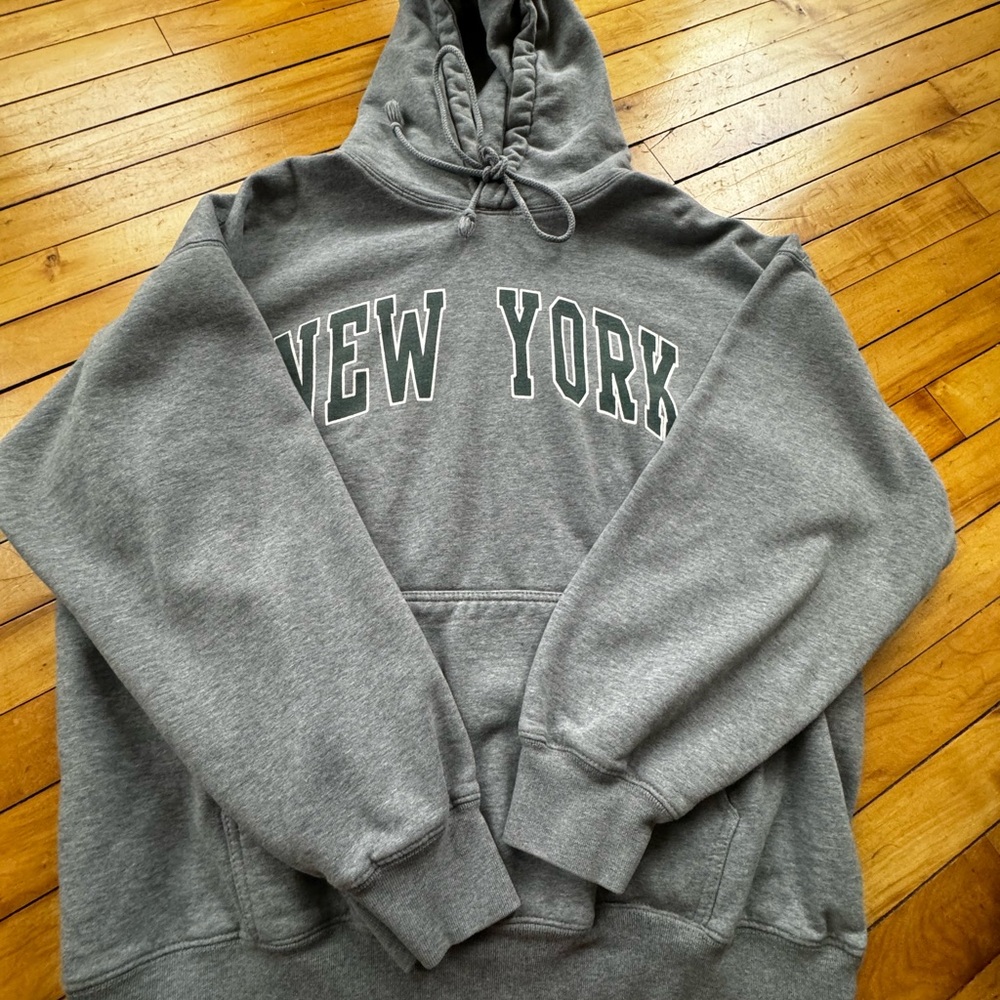 Brandy Melville Gray New York Hoodie